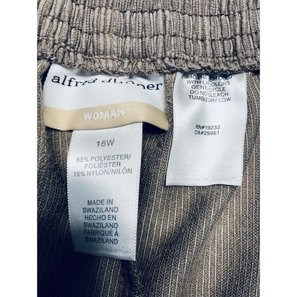 Alfred Dunner Pull On Corduroy Pants Women 16W Plus Brown High Rise - Picture 2 of 5
